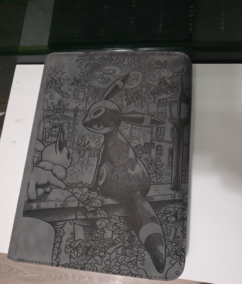 Umbreon 30th Anniversary Trading Card Binder | Pokémon TCG Collector Album