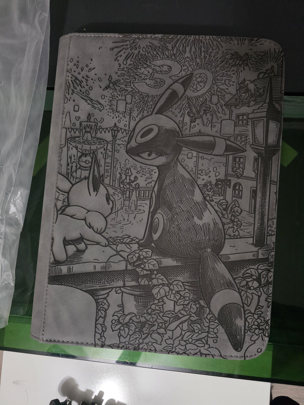 Umbreon 30th Anniversary Trading Card Binder | Pokémon TCG Collector Album